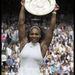 Serena Williams remporte la finale du tournoi de tennis de Wimbledon à Londres le 9 juillet 2016.