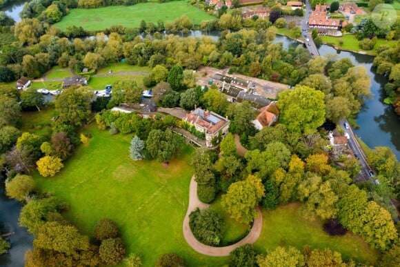 Exclusif - Vue aérienne de la maison de George Clooney et sa femme Amal Alamuddin à Sonning dans le comté de Berkshire, le 10 octobre 2014. Le couple a acheté cette maison pour un montant de 7,5 millions de livres sterling.