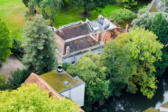 Exclusif - Vue aérienne de la maison de George Clooney et sa femme Amal Alamuddin à Sonning dans le comté de Berkshire, le 10 octobre 2014. Le couple a acheté cette maison pour un montant de 7,5 millions de livres sterling.