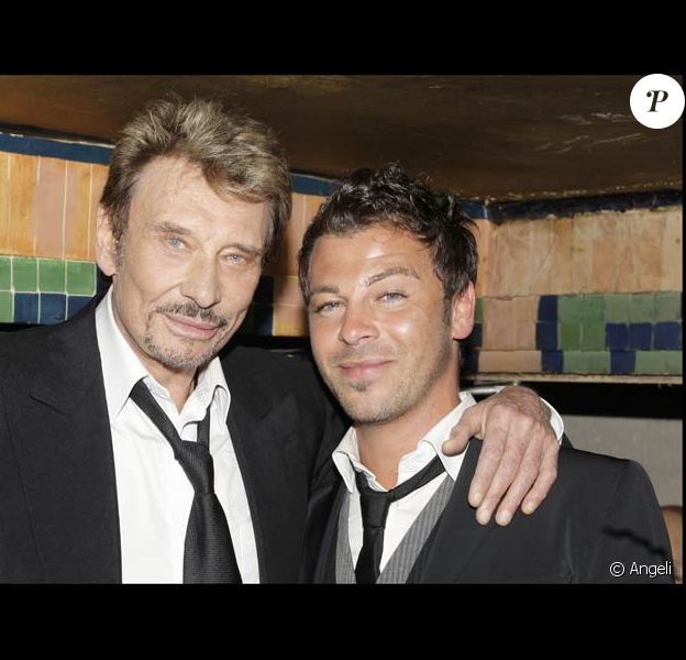 Johnny Hallyday Un Peu Bouscule Par Un Petit Jeune Purepeople