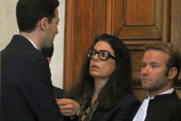 Françoise Bettencourt-Meyers, son fils Jean-Victor Meyers et son avocat Nicolas Huc-Morel - Jugements rendus des deux premiers procès de l'affaire dite Bettencourt pour trafic d'influence et abus de faiblesse sur la milliardaire Liliane Bettencourt. au tribunal de Bordeaux, le 28 mai 2015.