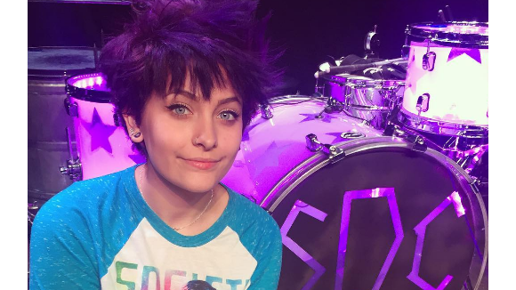 Paris Jackson : Son nouvel hommage coloré à Prince et David Bowie