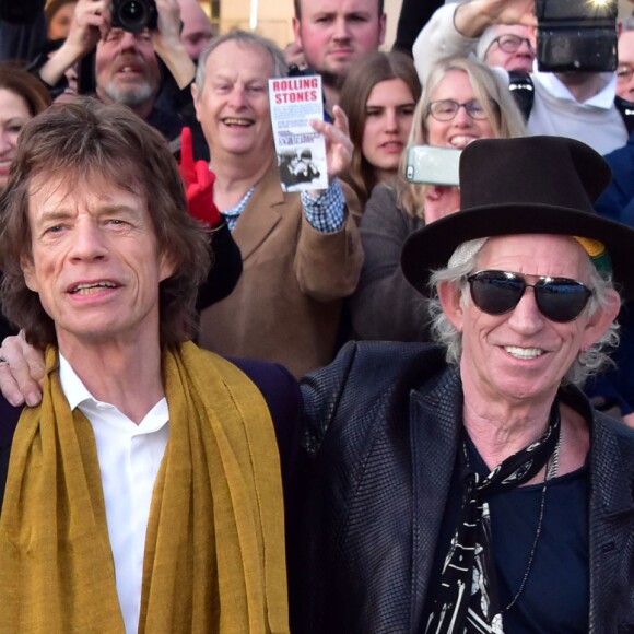 Les Rolling Stones Charlie Watts, Ronnie Wood, Mick Jagger et Keith Richards au vernissage de l'exposition "Exhibitionism" consacrée aux Rolling Stones à la Saatchi Gallery de Londres le 4 avril 2016. © CPA / Bestimage