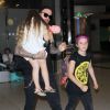 David Beckham et ses enfants Harper et Cruz arrivent à l'aéroport de LAX à Los Angeles, Californie, le 11 juillet 2016.