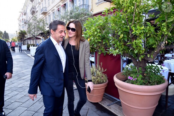 Nicolas Sarkozy et sa femme Carla Bruni-Sarkozy sont allés diner au restaurant "La Petite Maison" après avoir participé aux Journées d'études du Parti Populaire Européen à l'hôtel Méridien à Nice, le 1er juin 2016. © Bruno Bébert/Bestimage