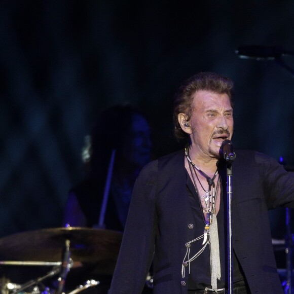 Exclusif - Johnny Hallyday en concert au Vélodrome à Arcachon, où 8500 personnes sont venues l'acclamer. Le 19 juillet 2016 © Patrick Bernard-Thibaud Moritz / Bestimage
