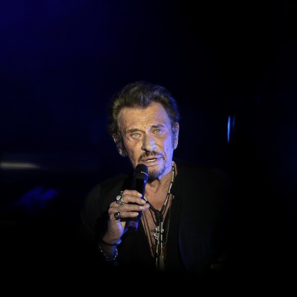 Exclusif - Johnny Hallyday en concert au Vélodrome à Arcachon, où 8500 personnes sont venues l'acclamer. Le 19 juillet 2016 © Patrick Bernard-Thibaud Moritz / Bestimage