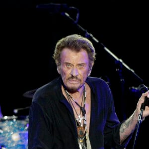 Exclusif - Johnny Hallyday en concert au Vélodrome à Arcachon, où 8500 personnes sont venues l'acclamer. Le 19 juillet 2016 © Patrick Bernard-Thibaud Moritz / Bestimage