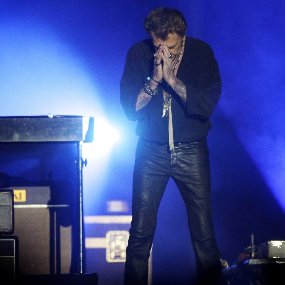 Exclusif - Johnny Hallyday en concert au Vélodrome à Arcachon, où 8500 personnes sont venues l'acclamer. Le 19 juillet 2016 © Patrick Bernard-Thibaud Moritz / Bestimage