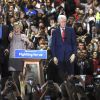 Hillary Clinton, son mari Bill Clinton, leur fille Chelsea avec son mari Marc Mezvinsky - Hillary Clinton a remporté l'état de New York dans sa course à l'investiture présidentielle le 19 avril 2016