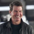 Tom Cruise se recoiffe entre 2 scènes sur le tournage de "Jack Reacher: Never Go Back" à La Nouvelle-Orléans, le 5 novembre 2015.