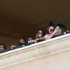 La famille Kardashian (Kourtney, Scott Disick et leurs trois enfants, Kim et sa fille North, Khloé Kardashian, Kendall Jenner, Kris Jenner, son compagnon Corey Gamble et sa mère Mary Jo Campbell) passe l'après-midi à l'hippodrome Del Mar. Del Mar, le 26 juillet 2016.