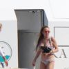 Lindsay Lohan passe ses vacances avec des amis sur un yacht à Porto Cervo. Le 27 juillet 2016