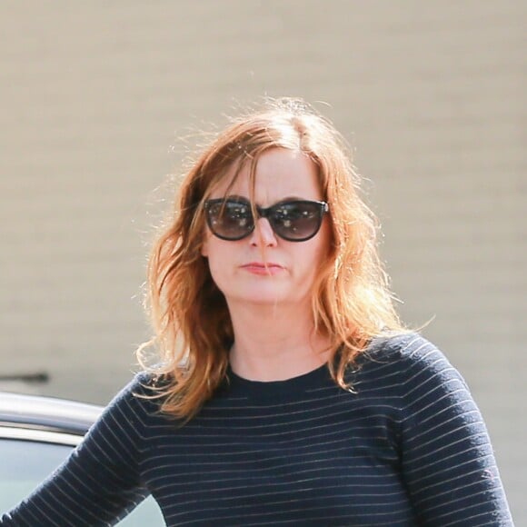 Exclusif - Amy Poehler fait du shopping à Bristol Farms à Beverly Hills, le 29 avril 2016