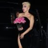 La chanteuse Lady Gaga rentre à son appartement après l'anniversaire de Tony Bennett dans le quartier de Manhattan à New York, le 3 août 2016.