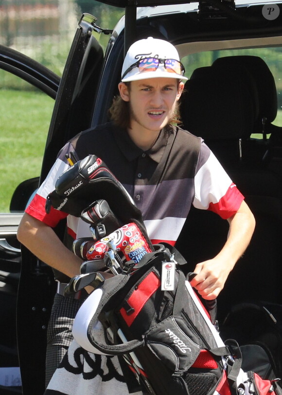 Exclusif - René-Charles Angélil fait un parcours au golf du Paris Country Club de Saint-Cloud le 7 juillet 2016.
