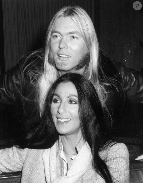 Gregg Allman avec Cher en novembre 1977 à Londres. Photo by Keystone/DPA/ABACAPRESS.COM