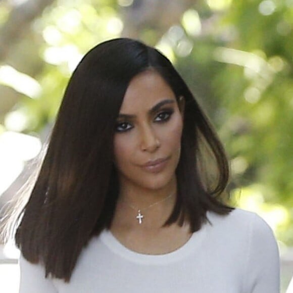 Kim Kardashian - La famile Kardashian lors du tournage de la télé-réalité "L'Incroyable Famille Kardashian" à Woodland Hills le 5 août 2016.