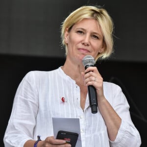 Maïtena Biraben - Cérémonie du patchwork des noms au 17ème Solidays le 28 juin 2015. Cette cérémonie a lieu chaque année en la mémoire des personnes disparues à cause du SIDA.