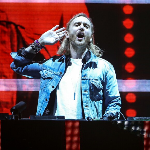 Exclusif - David Guetta - Le Grand Show de David Guetta dans la fan-zone à la veille du 1er match de l'EURO 2016 sur le Champ-de-Mars, au pied de la Tour Eiffel à Paris le 9 juin 2016.