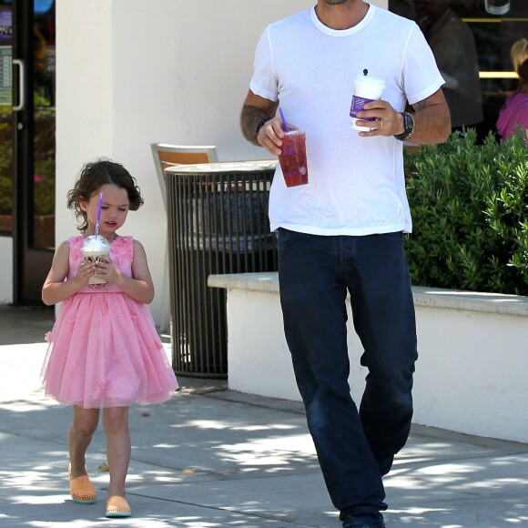 Brian Austin Green et son fils Noah à Malibu, le 15 juillet 2016.