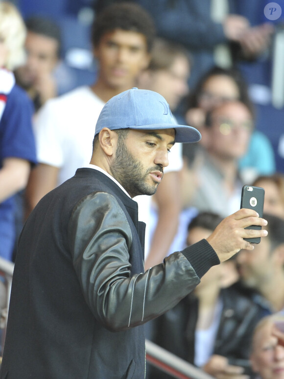 Kamel le Magicien - People lors du match de Ligue 1 PSG-Metz - 2ème journée au Parc des Princes à Paris, le 21 août 2016. © Pierre Perusseau/Bestimage