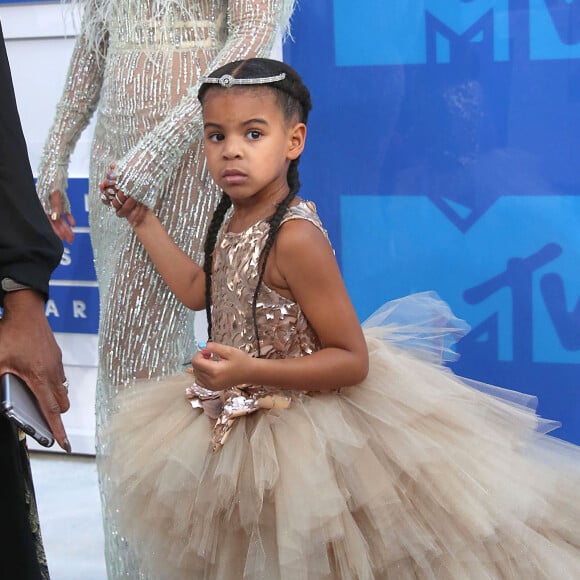 Beyoncé et sa fille Blue Ivy à la soirée des MTV Video Music Awards 2016 à Madison Square Garden à New York, le 28 août 23016 © Sonia Moskowitz/Globe Photos via Zuma/Bestimage