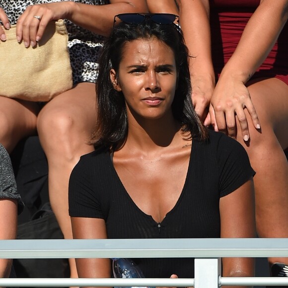 Benoît Paire pouvait compter sur son amoureuse Shy'm et tout son clan lors de son premier tour à l'US Open 2016 au USTA Billie Jean King National Tennis Center à New York, le 29 août 2016. 