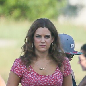 Exclusif - Riley Keough sur le tournage du film "Logan Lucky" à Atlanta, le 29 août 2016