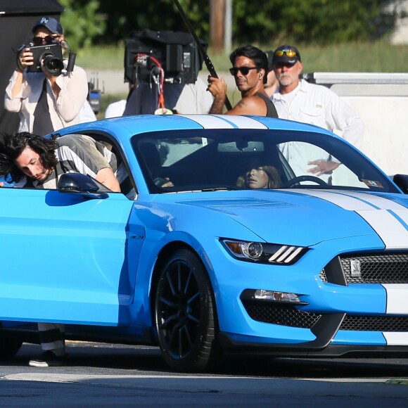 Exclusif - Daniel Craig, blond platine et habillé en prisonnier, sur le tournage du film "Logan Lucky" à Atlanta, le 29 août 2016