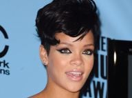 REPORTAGE PHOTOS : Rihanna, si un fil de corset avait lâché, elle était... topless en public !
