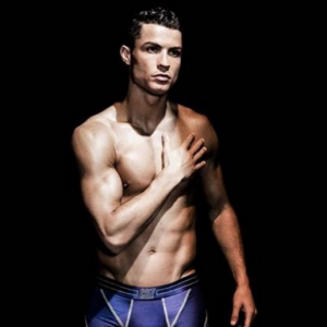 Cristiano Ronaldo, campagne pour sa marque CR7 Underwear, photo Instagram, été 2016.