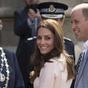 Le prince William et Kate Middleton, duc et duchesse de Cambridge, ont visité la cathédrale de Truro le 1er septembre 2016, première étape de leur visite officielle en Cornouailles.