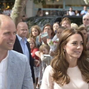 Le prince William et Kate Middleton, duc et duchesse de Cambridge, ont visité la cathédrale de Truro le 1er septembre 2016, première étape de leur visite officielle en Cornouailles.