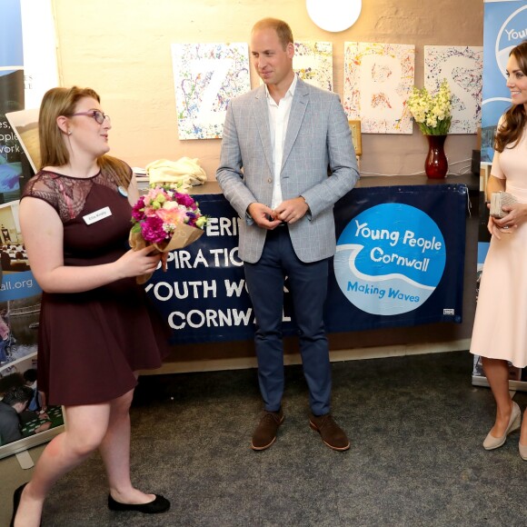 Le prince William et Kate Middleton, duc et duchesse de Cambridge, au foyer de jeunes Zebs à Truro le 1er septembre 2016, lors de leur visite officielle en Cornouailles.