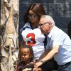 Exclusif - Blac Chyna (enceinte), la compagne de Rob Kardashian, et son fils King Cairo à Los Angeles le 25 août 2016.