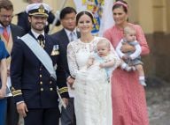 Baptême du prince Alexander: Un bébé tout heureux en famille, ses cousins agités
