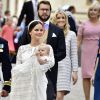 Le prince Carl Philip et la princesse Sofia de Suède lors du baptême de leur bébé le prince Alexander de Suède au palais Drottningholm à Stockholm, le 9 septembre 2016
