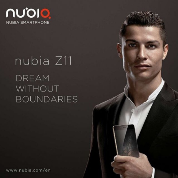 Cristiano Ronaldo fait la pub du nouveau smartphone Nubia sur son compte Instagram, en septembre 2016.