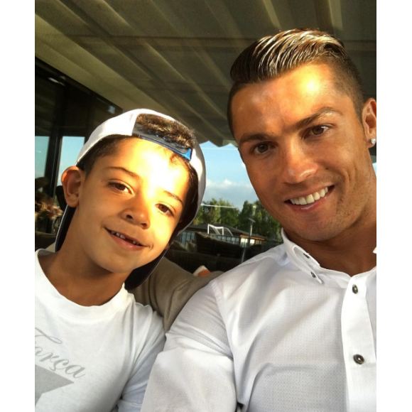 Cristiano Ronaldo avec son fils Cristiano Jr. sur son compte Instagram, en septembre 2016.