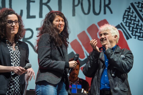 Corinne Rey (Coco), Zineb El Rhazoui, Patrick Pelloux (Charlie Hebdo) - Reporters Sans Frontières (RSF) organise "Un concert pour la liberté" pour célébrer la Journée Mondiale de Liberté de la Presse et fêter les 30 ans de l'organisation, sur la place de la République à Paris, le 3 mai 2015.