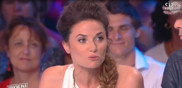 Capucine Anav remontée contre les candidats de "Secret Story 10", mercredi 14 septembre 2016, dans "Touche pas à mon poste", sur C8