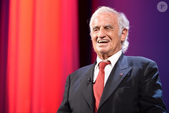 Jean-Paul Belmondo - Remise du Lion d'Or à Jean-Paul Belmondo pour l'ensemble de sa carrière lors du 73e Festival du Film de Venise, la Mostra. Le 8 septembre 2016