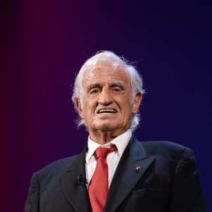 Jean-Paul Belmondo - Remise du Lion d'Or à Jean-Paul Belmondo pour l'ensemble de sa carrière lors du 73ème Festival du Film de Venise, la Mostra. Le 8 septembre 2016