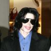 Michael Jackson à l'aéroport de Londres Heathrow, le 21 mars 2007