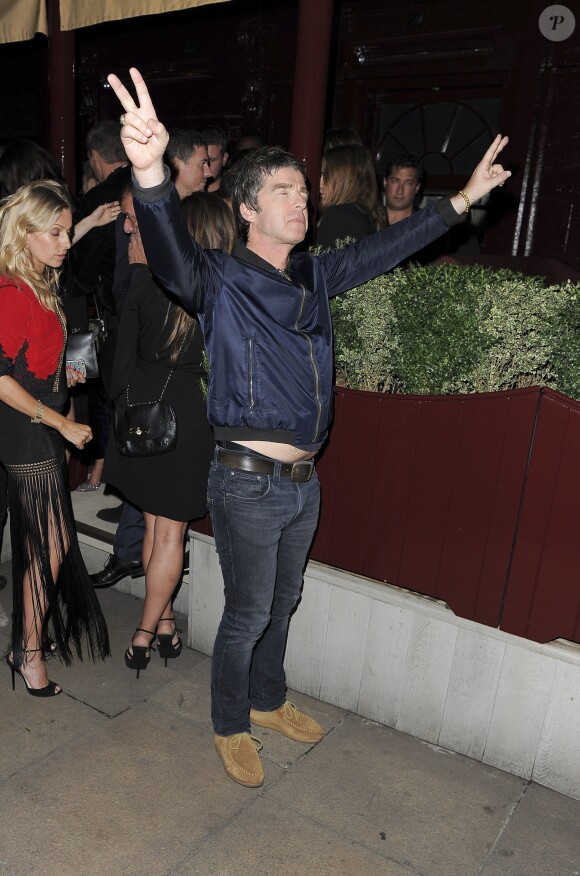 Noel Gallagher à la sortie du club Loulou à Londres après l'anniversaire de Dave Gardner le 16 septembre 2016.