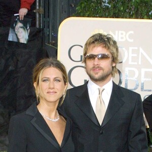 Brad Pitt et Jennifer Aniston à Beverly Hills en 2002.
