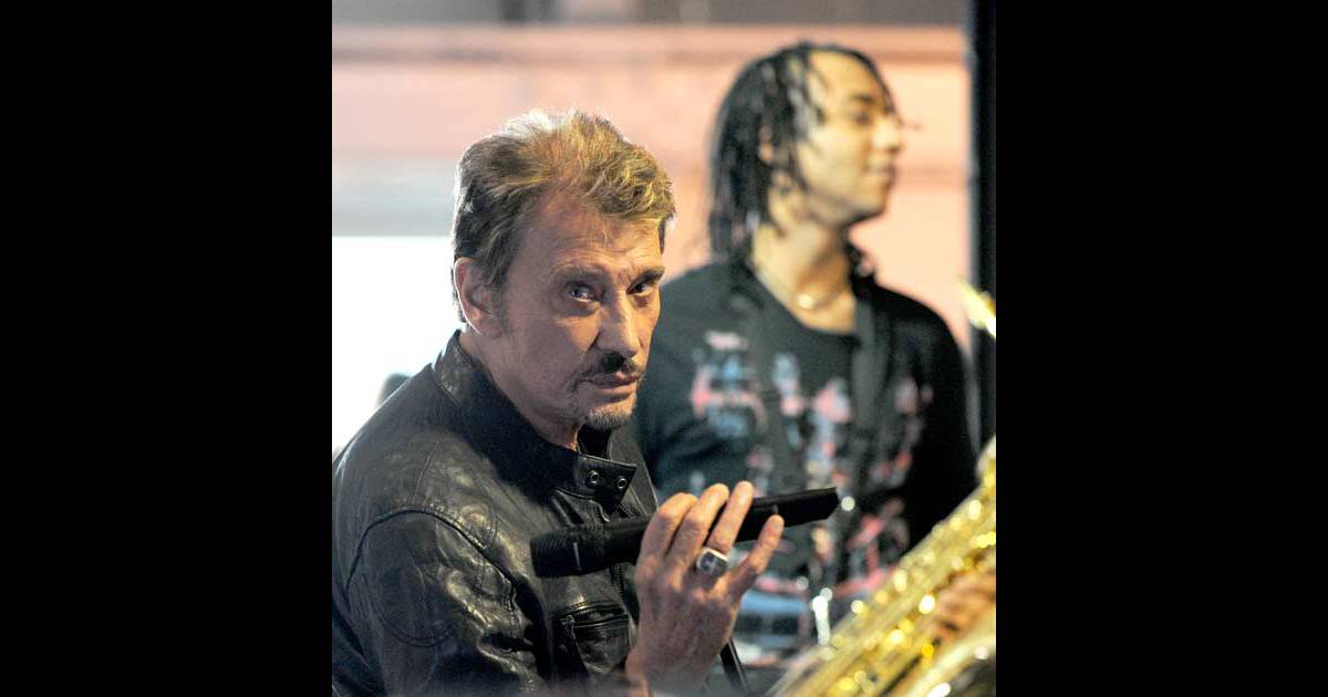 Reportage Photos Exclusif Quand Johnny Hallyday Recoit Carla Bruni Mylene Farmer Ses Enfants France Gall Pour Une Soiree Inoubliable Purepeople