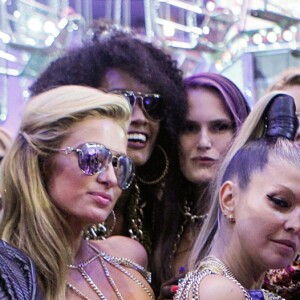 Fat Joe, Paris Hilton, Fergie, le créateur Philipp Plein et ses mannequins lors du défilé Philipp Plein à Milan. Le 21 septembre 2016.