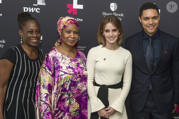 Emma Watson avec la femme du mère de New York, Bill de Blasio, Chirlane McCray au 2ème anniversaire du "UN Women's HeForShe initiative" à New York City, New York, Etats-Unis, le 20 septembre 2016.